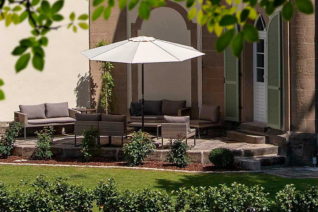 Schloss-Falkenhaus-Terrasse